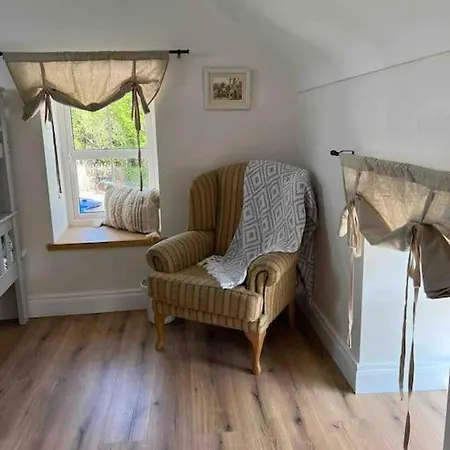 Holiday home Stunning Riverside In Location *