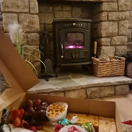 度假居 Stunning Riverside In Location *