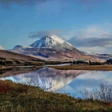度假居 Stunning Riverside In Location *
