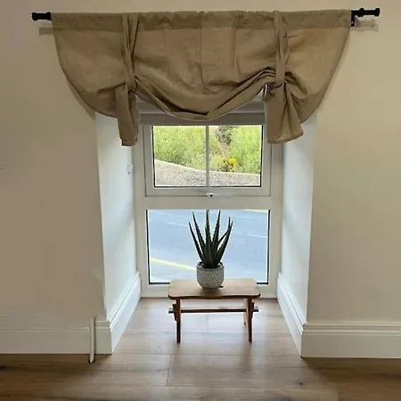 Stunning Riverside In Location Holiday home *