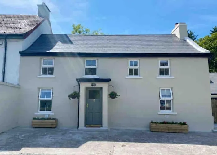 Stunning Riverside In Location Tatil Evi Donegal Town