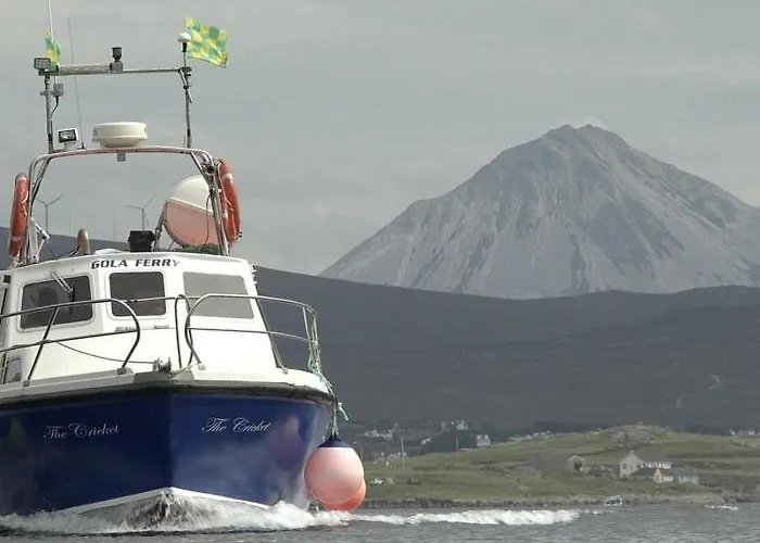 Stunning Riverside In Location