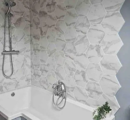 Stunning Riverside In Location * Donegal Town