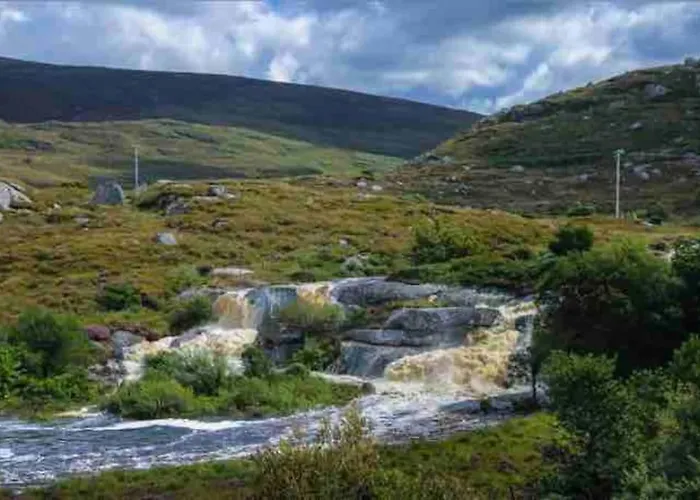 Stunning Riverside In Location Donegal Town